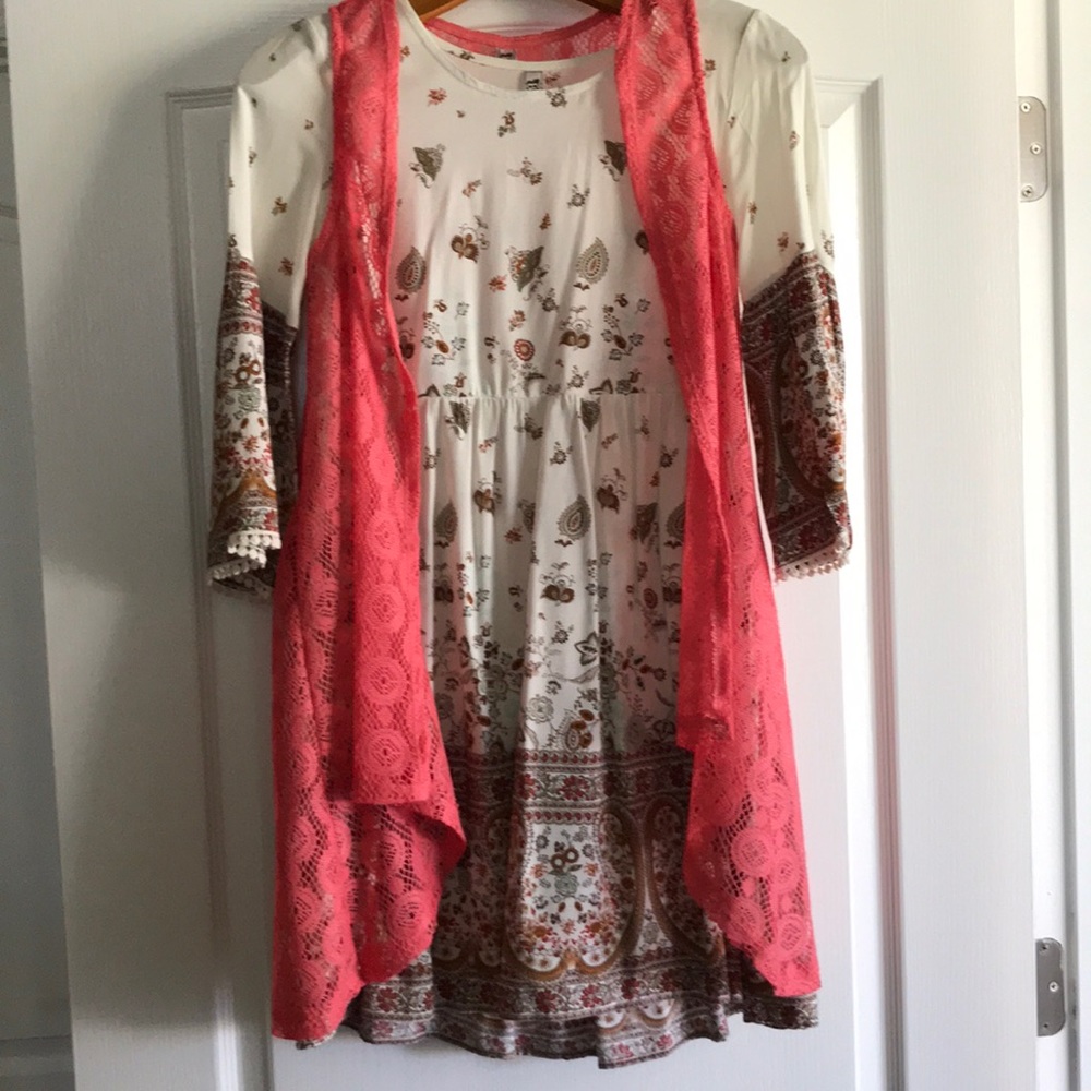 Dress - Picture 4 of 4